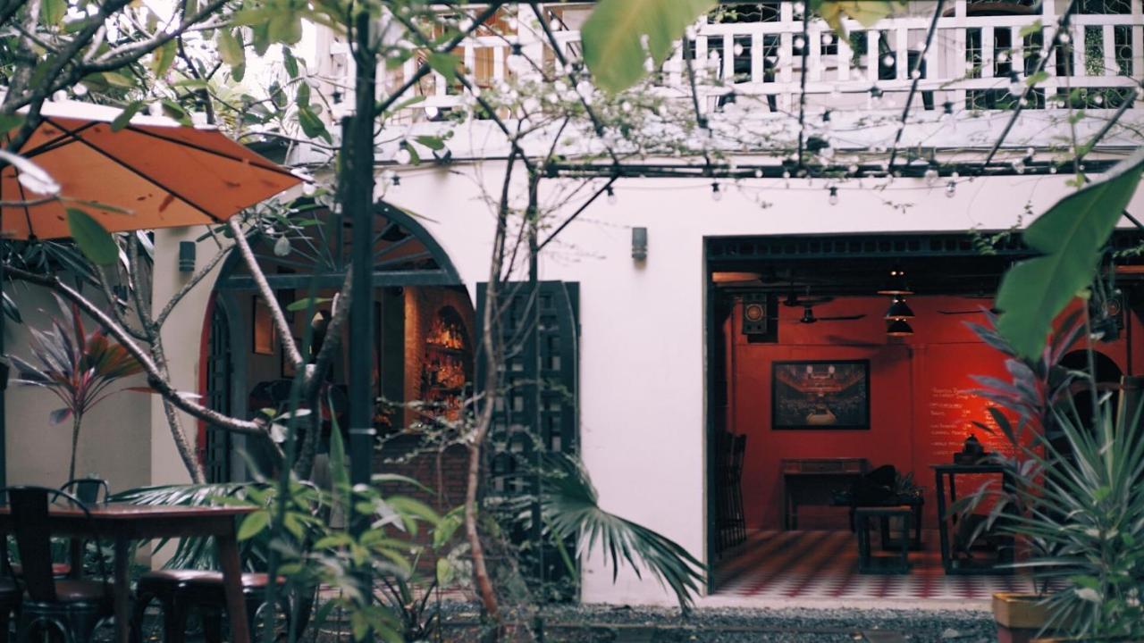 Monkey Republic Kampot Hotel Exterior foto